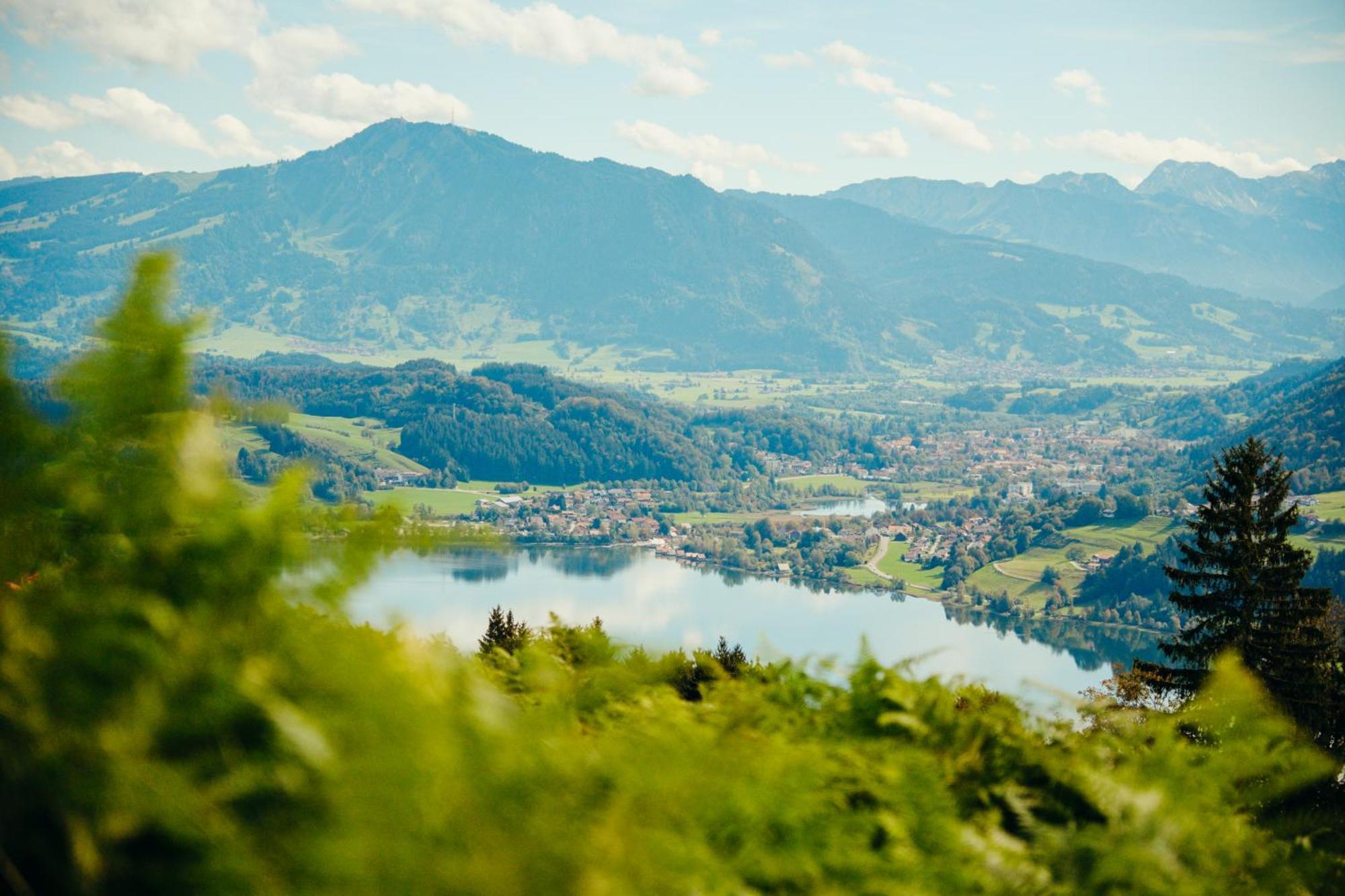 Gemuetliches Ferienhaus Mit Garten Kamin, Eine Separate Ferienwohnung, Neu Renoviert, Ideal Fuer Familien Und Gruppen Immenstadt im Allgäu Extérieur photo